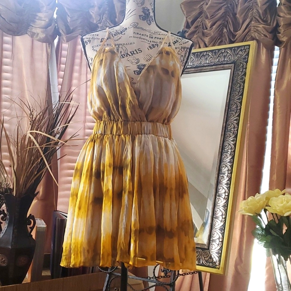 Romper - Picture 8 of 11